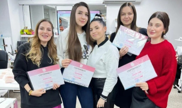 ТОП-15 лучших школ наращивания ресниц в Москве по цене/качеству преподавания в 2026 году